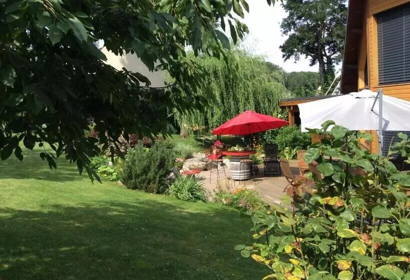 Aamiaismajoitus (B&B) Les Chambres D Oriane