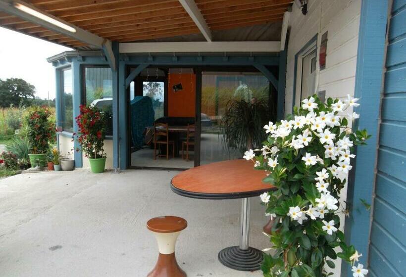 민박 Les Chambres Du Rochereuil