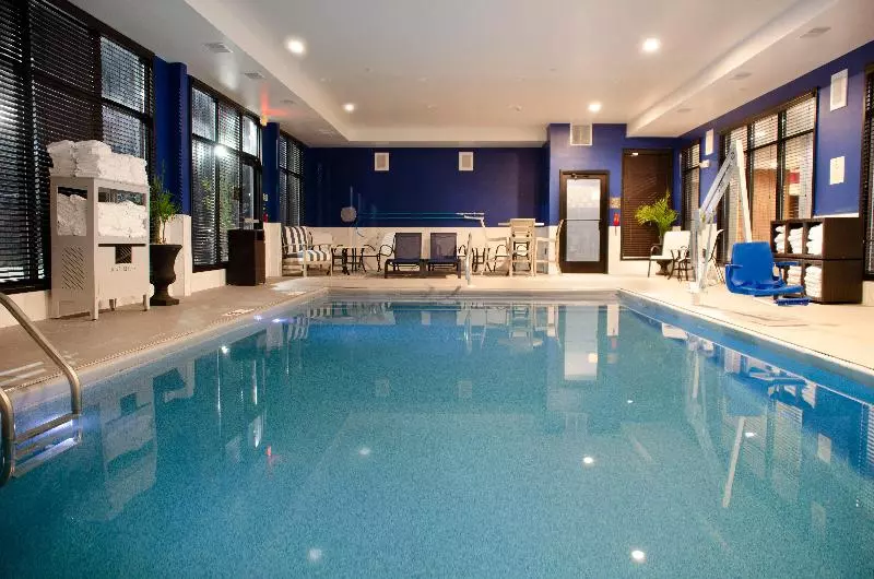 ホテル Candlewood Suites York, An Ihg