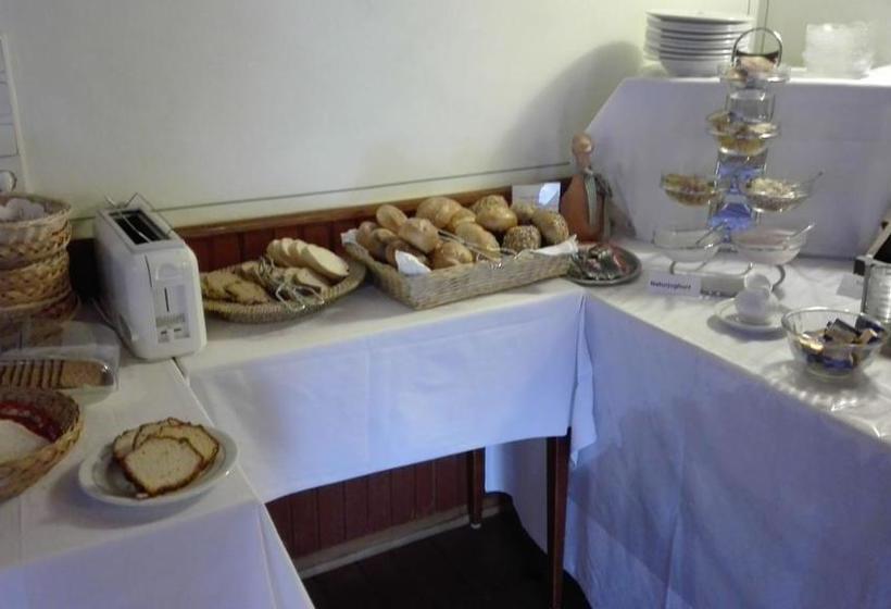 בית מלון כפרי Gasthof Pension Krone