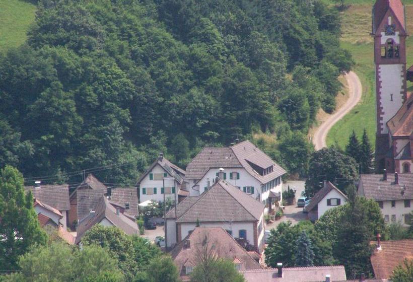 בית מלון כפרי Gasthof Pension Krone