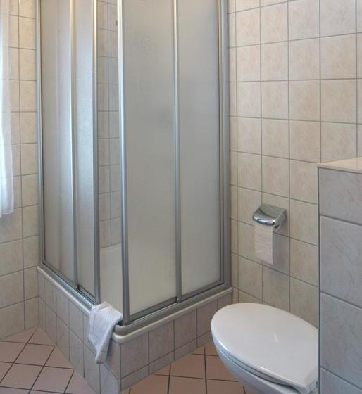 בית מלון כפרי Gasthof Pension Krone