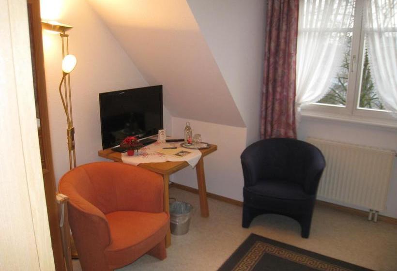 בית מלון כפרי Gasthof Pension Krone