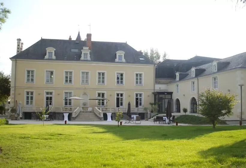 ホテル Hôtel Le Saint Martin