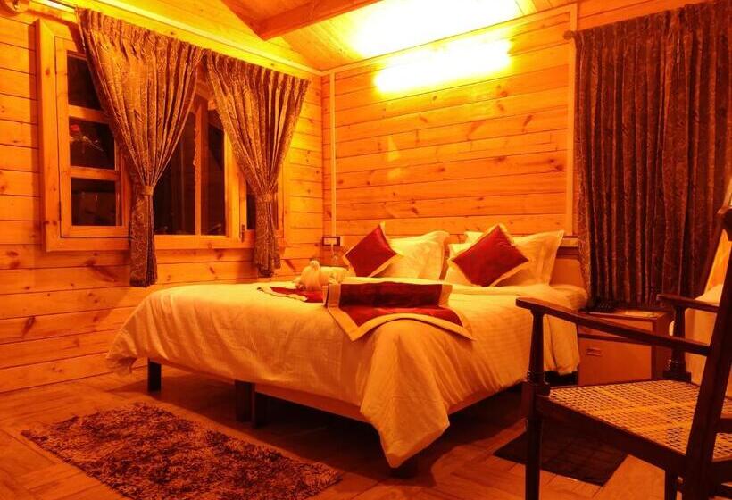 Kstdc Hotel Mayura Sudarshan ,ooty