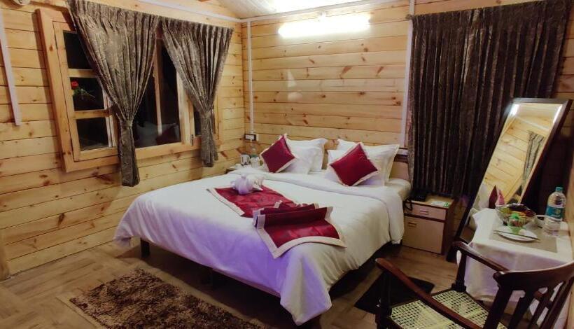 Kstdc Hotel Mayura Sudarshan ,ooty