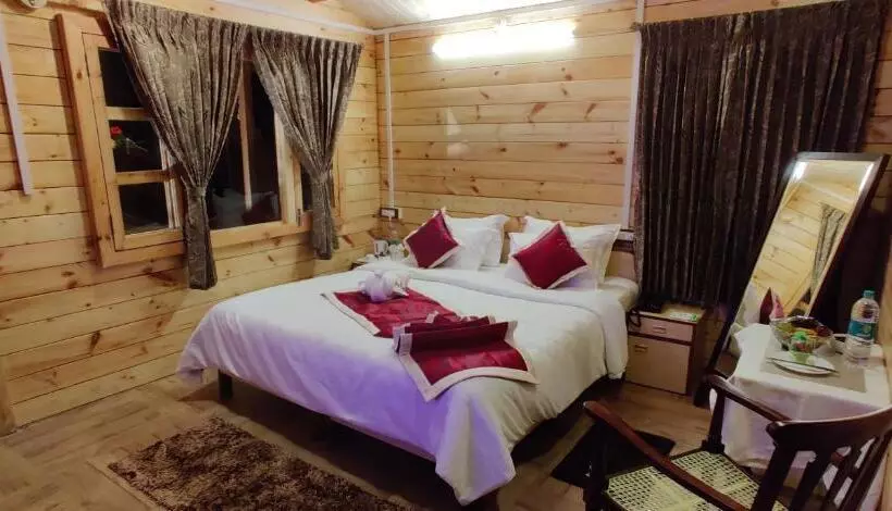 Kstdc Hotel Mayura Sudarshan ,ooty