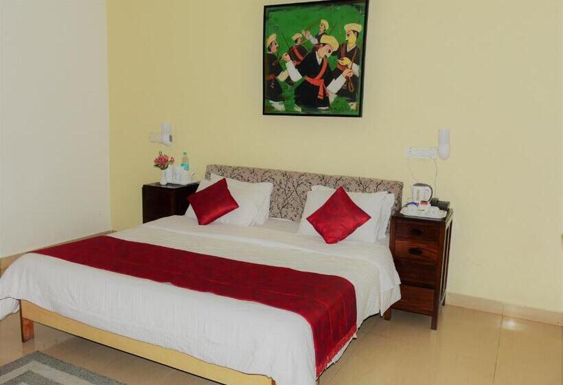 Kstdc Hotel Mayura Sudarshan ,ooty