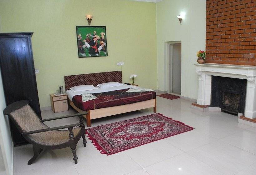 Kstdc Hotel Mayura Sudarshan ,ooty