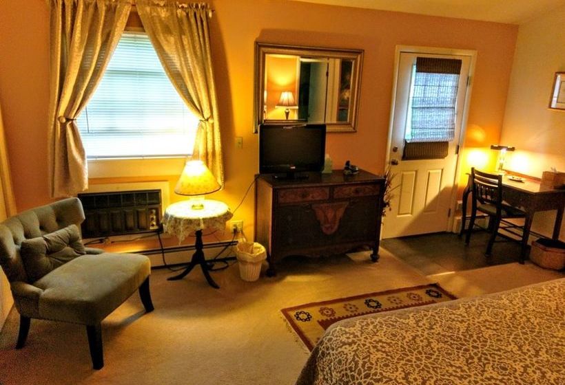 The Inn At Charlotte Bed And Breakfast