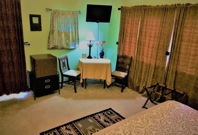 The Inn At Charlotte Bed And Breakfast