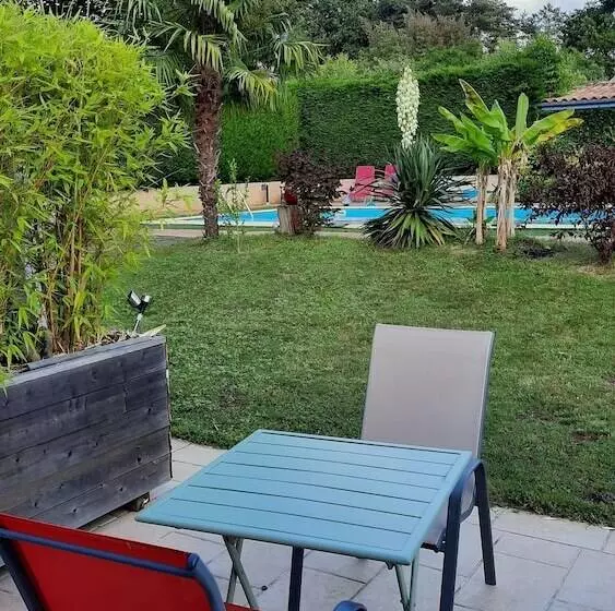 Aamiaismajoitus (B&B) Chez Isa Et Dens