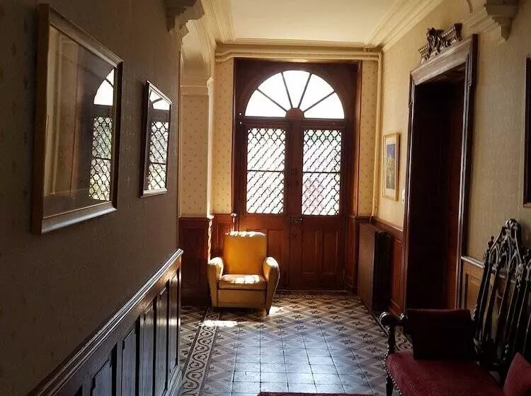 Aamiaismajoitus (B&B) Chez Louise