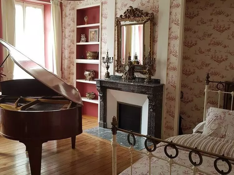Aamiaismajoitus (B&B) Chez Louise