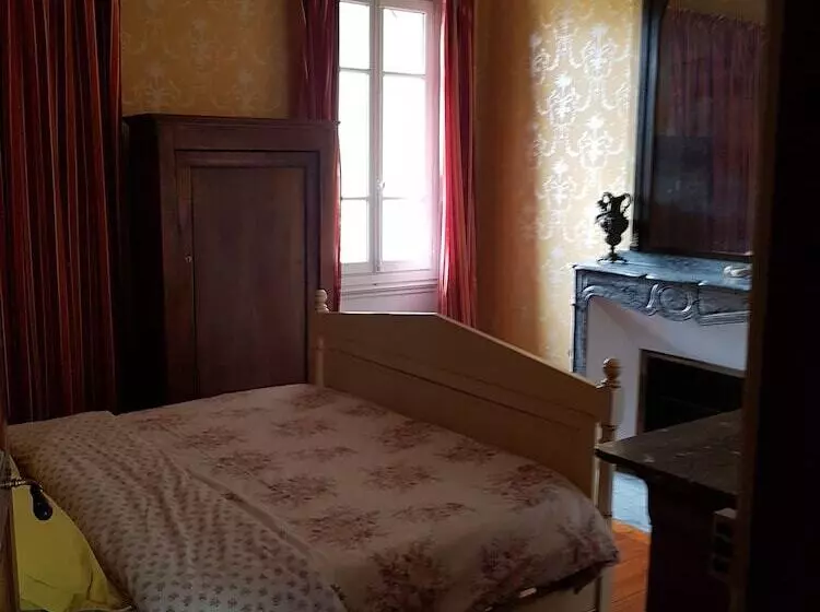 Aamiaismajoitus (B&B) Chez Louise
