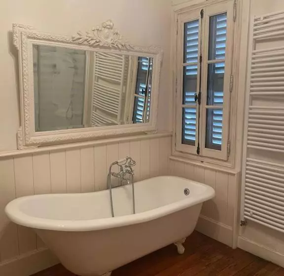 Aamiaismajoitus (B&B) Chez Louise
