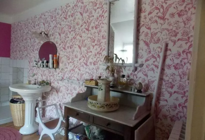 Aamiaismajoitus (B&B) Ker Francozen Renaudière