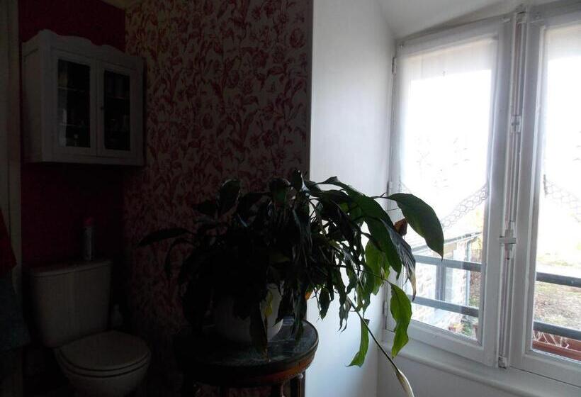 민박 Ker Francozen Renaudière