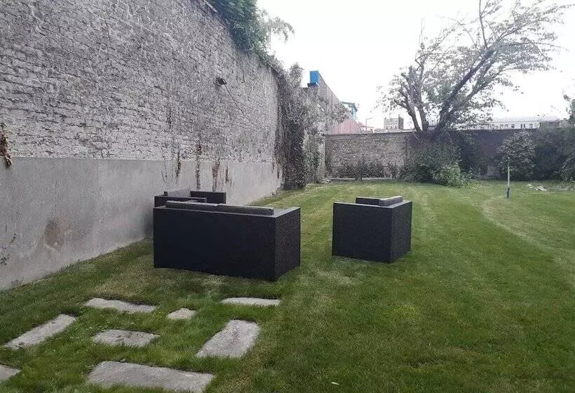 ベッドアンドブレックファースト La Maison Bleue De Roubaix