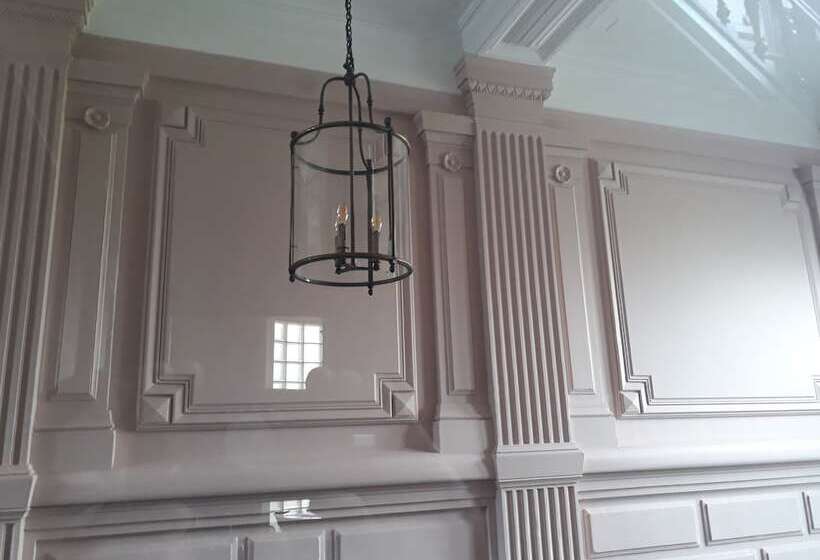 تختخواب و صبحانه La Maison Bleue De Roubaix