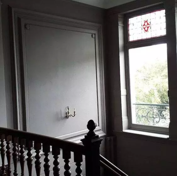 ベッドアンドブレックファースト La Maison Bleue De Roubaix