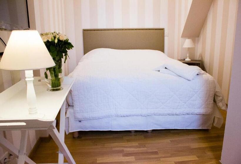 تختخواب و صبحانه Lequatorze