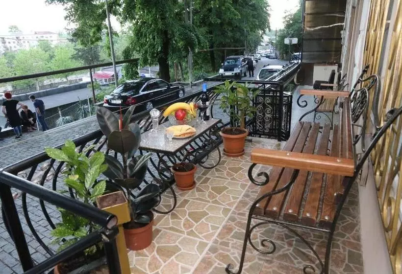 Hostel Saba