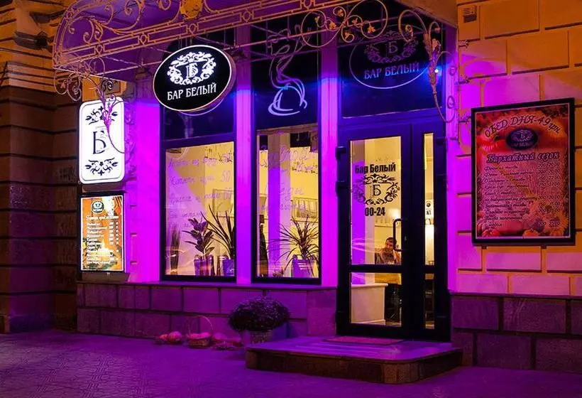 هتل Astoria Lux