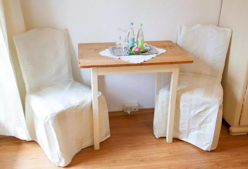 ホテル Garni Georgenhof Adults Only