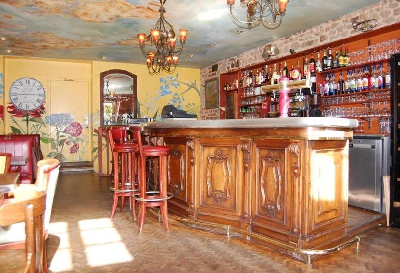 호텔 Hôtel Restaurant La Belle Epoque