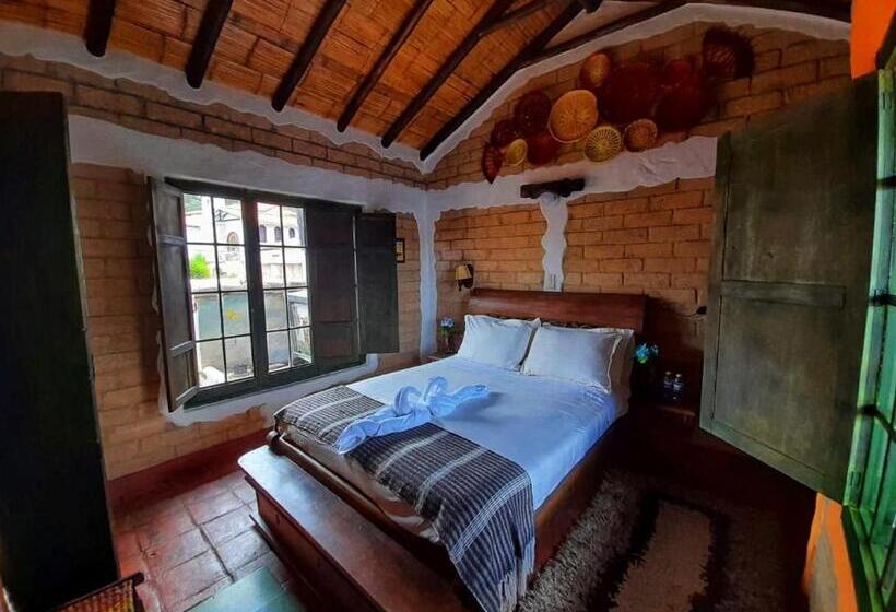 ホテル Boutique La Cueva De La Luna, El Arte Se Hace Descanso