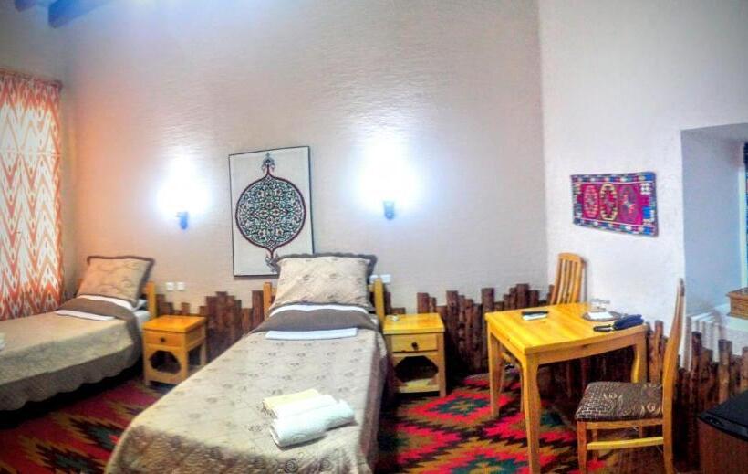 هتل Qosha Darvoza