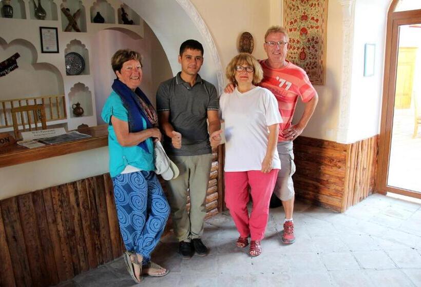 هتل Qosha Darvoza