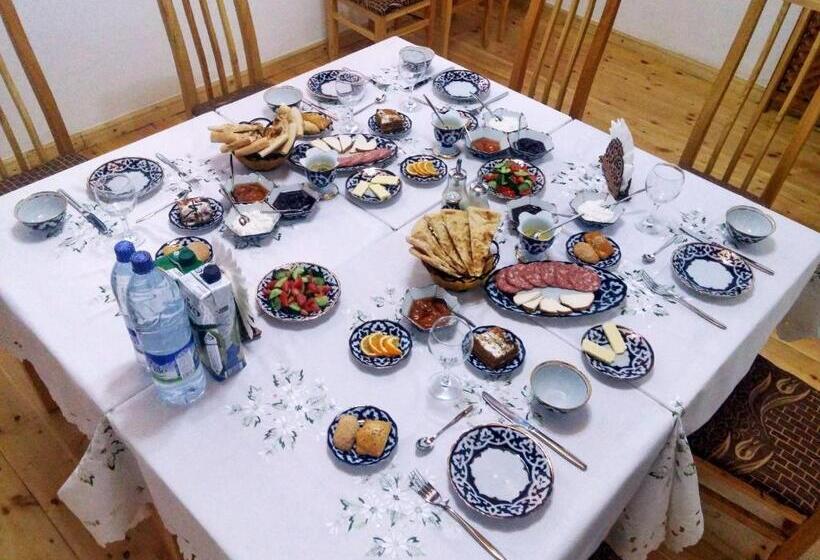 هتل Qosha Darvoza