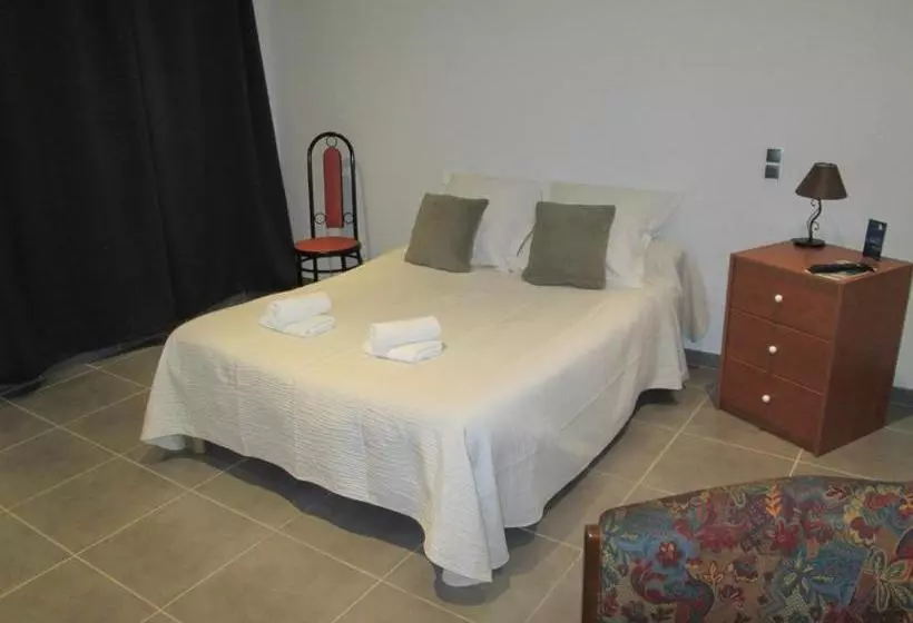 Otel Théodore