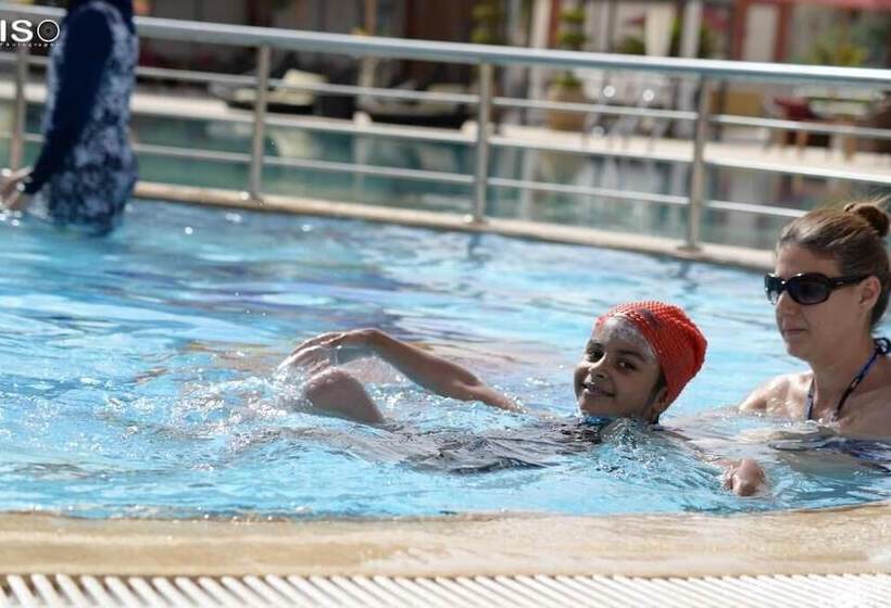 هتل Tolip El Narges