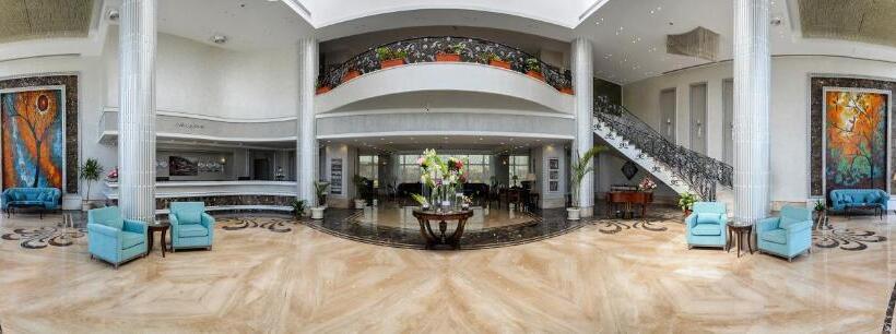 هتل Tolip El Narges