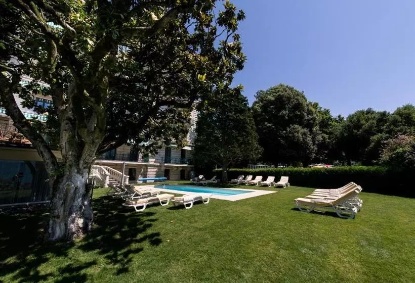 هتل Villa Eden Palace Au Lac