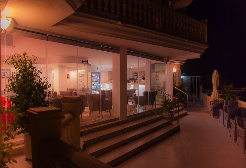 Aparthotel Ola Blanca