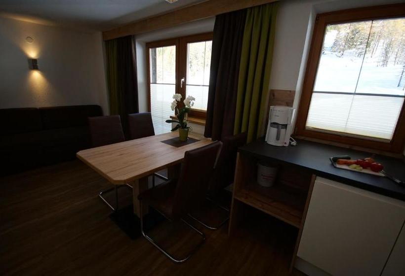 호텔 Appartementhaus Nadine