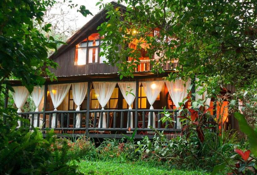 Hotel Casa De Piedra