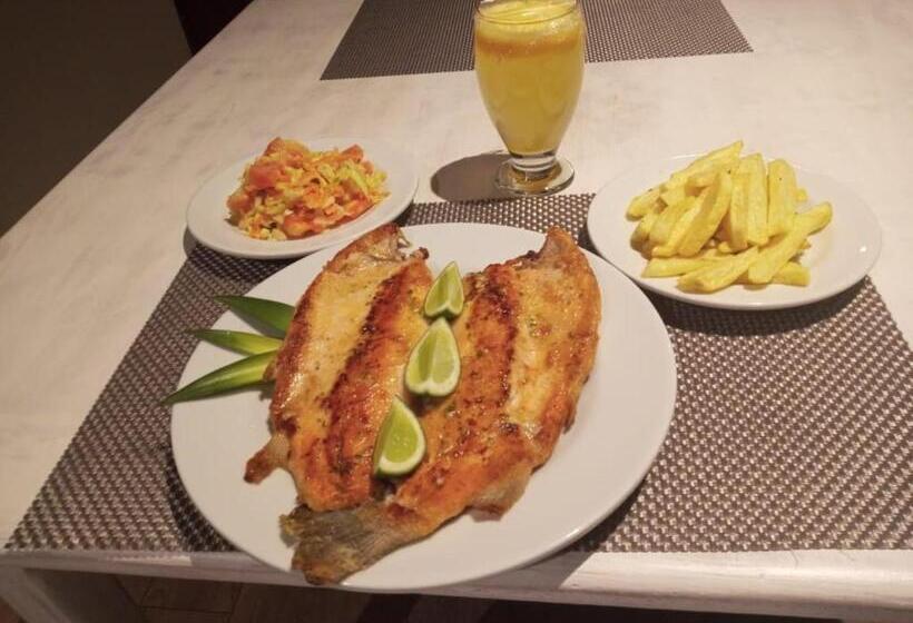 هتل Dinastia Real