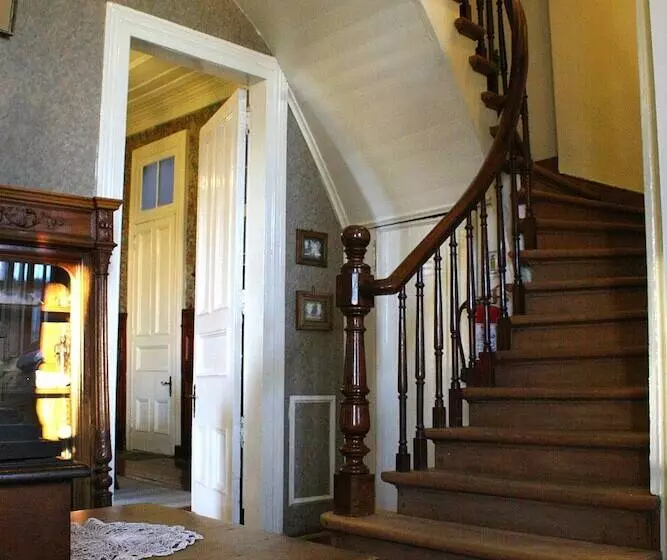 Hotelli Eco Hostal Offenbacher Hof