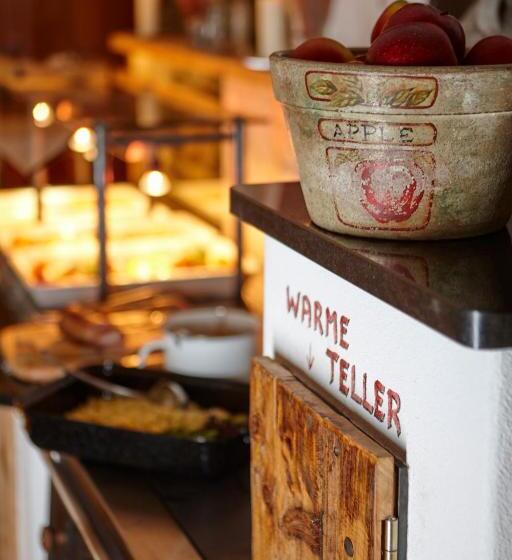 Bei Max   Hotel Garni Kirchenwirt