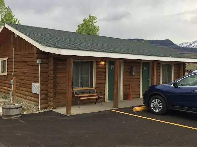 هتل Green Creek Inn And Rv Park