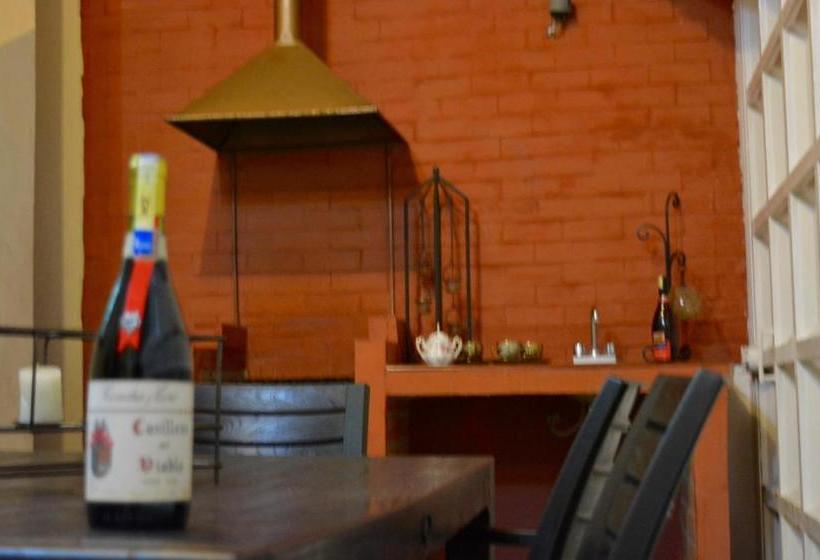 Hotel Hostal Villa 97