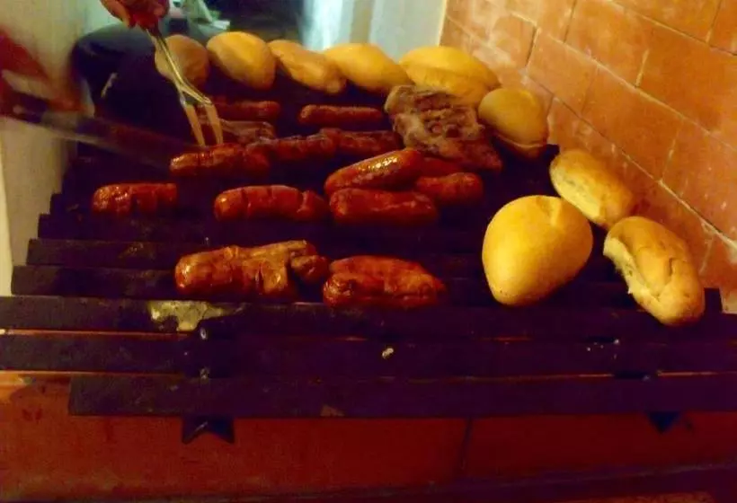 Hotelli Hostal Villa 97