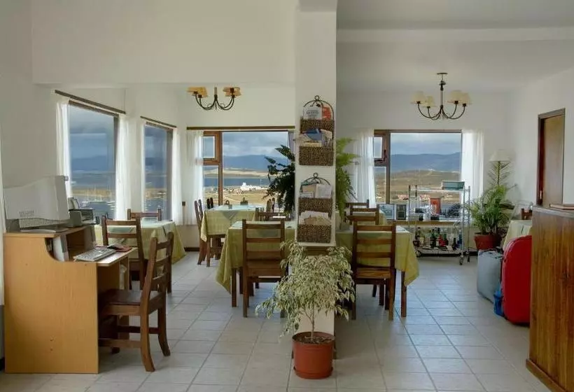 هتل Hosteria Sloggett