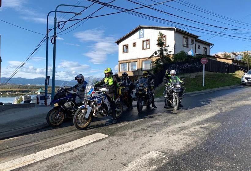 בית מלון כפרי Hosteria Sloggett