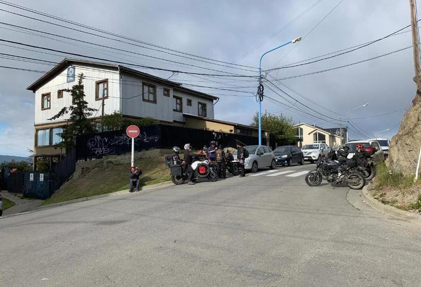 בית מלון כפרי Hosteria Sloggett